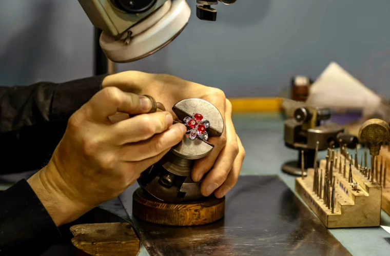 How to Upgrade Your Engagement or Wedding Ring